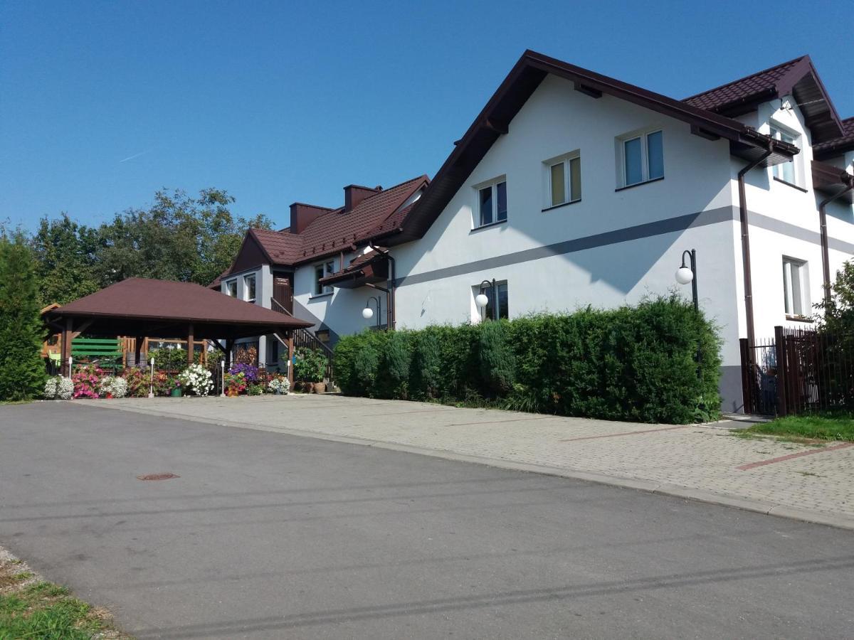 U Adama Lejlighed Wieliczka Eksteriør billede